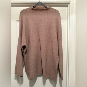 Women’s urban outfitters oversized tunic mockneck sweater size large